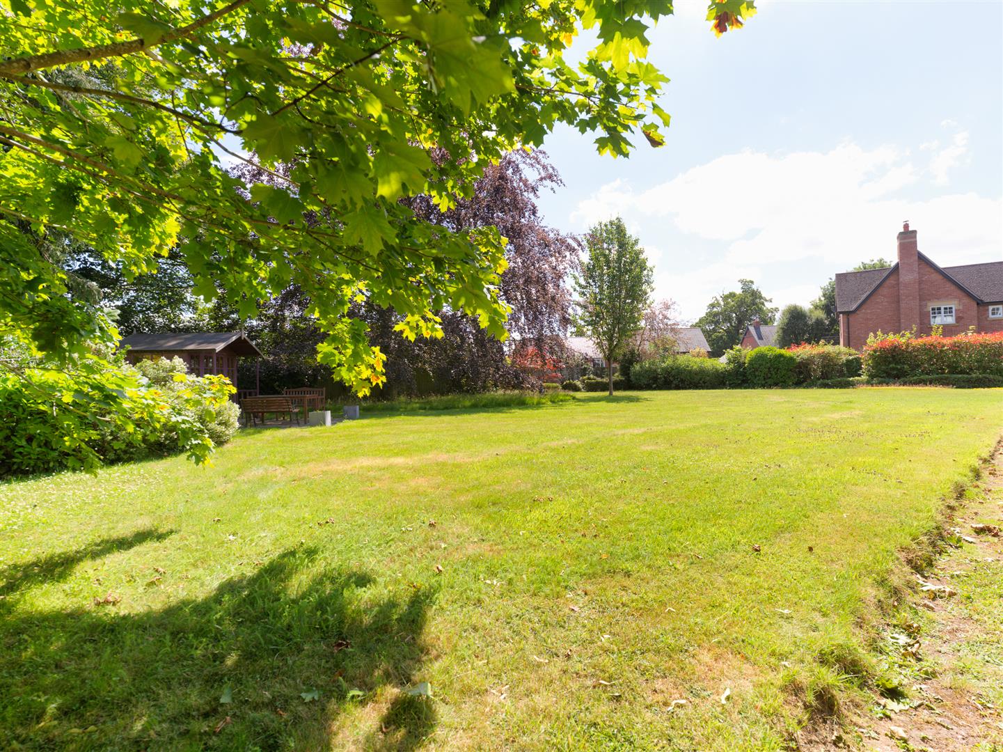 1, Shelton Oak Priory, Shrewsbury, SY3 8BH Estate Agents & Auctioneers